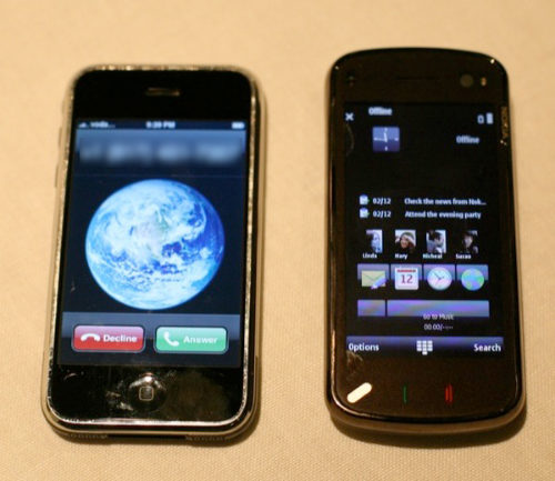 nokia-97-vs-iphone-3g-blur-narenji.jpg